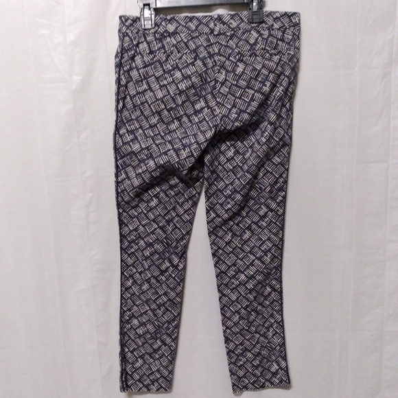 Anthropologie Cartonnier Cropped Pants Blue White Print Size 2 - Picture 4 of 9
